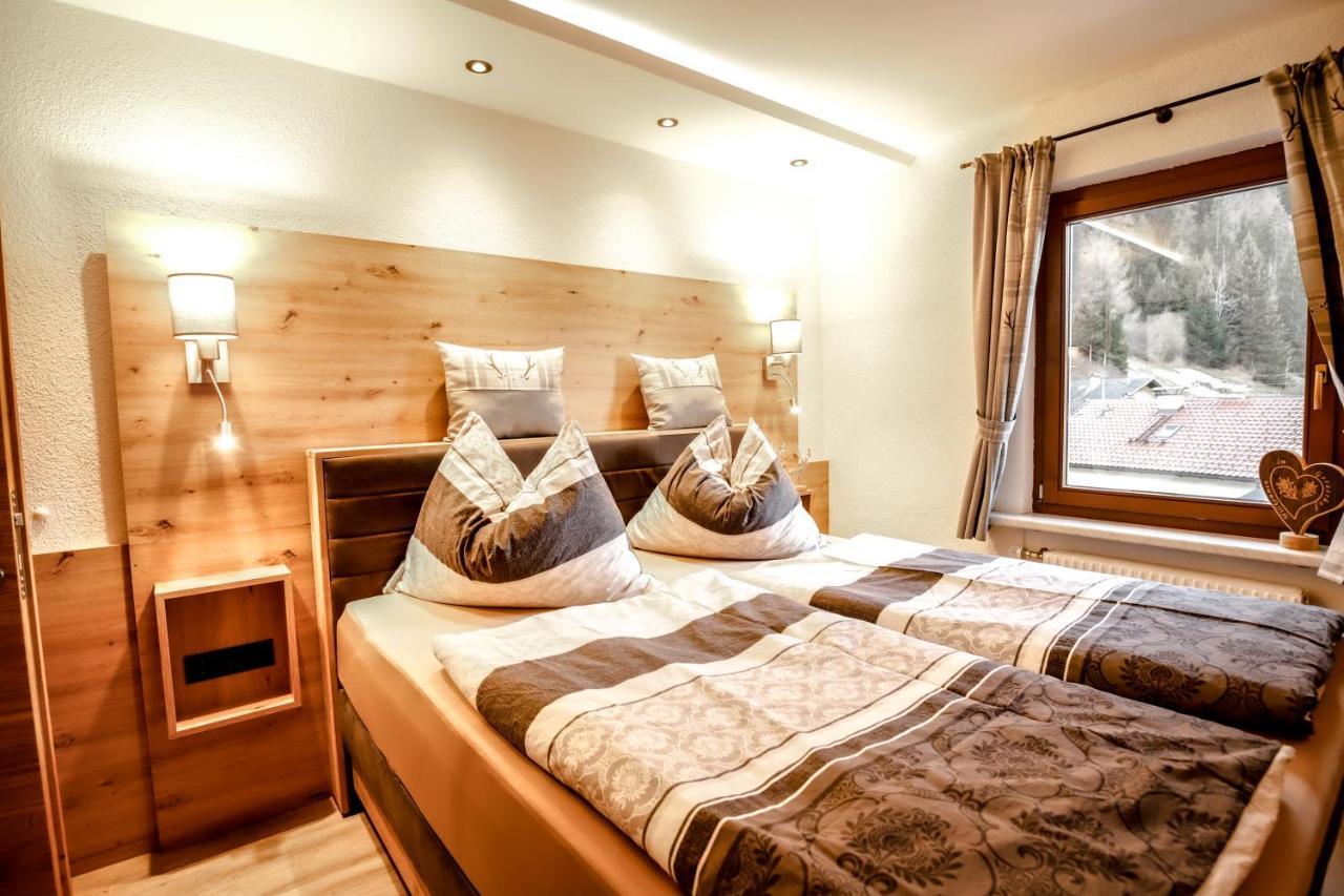 Gasthof Geraerhof Vals Экстерьер фото